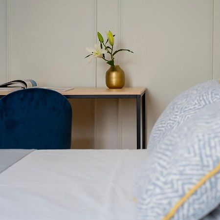 Apartamento Plaza De La Merced 4 Habitaciones マラガ エクステリア 写真