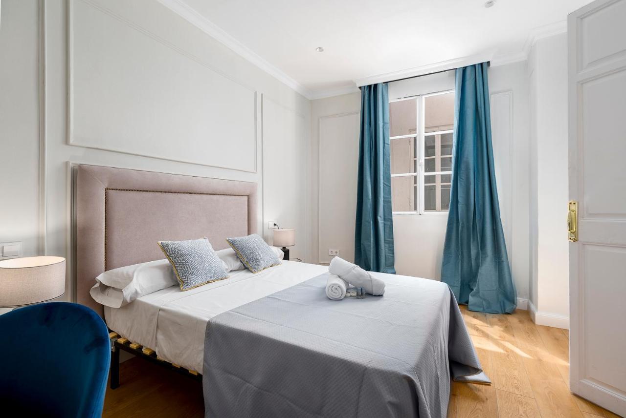 Apartamento Plaza De La Merced 4 Habitaciones マラガ エクステリア 写真