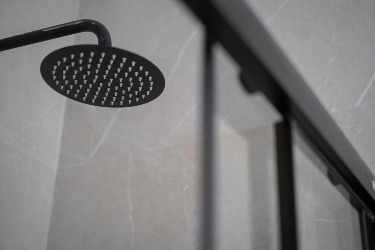 Apartamento Plaza De La Merced 4 Habitaciones マラガ エクステリア 写真
