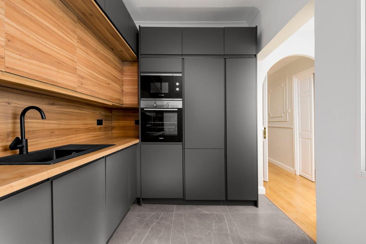 Apartamento Plaza De La Merced 4 Habitaciones マラガ エクステリア 写真