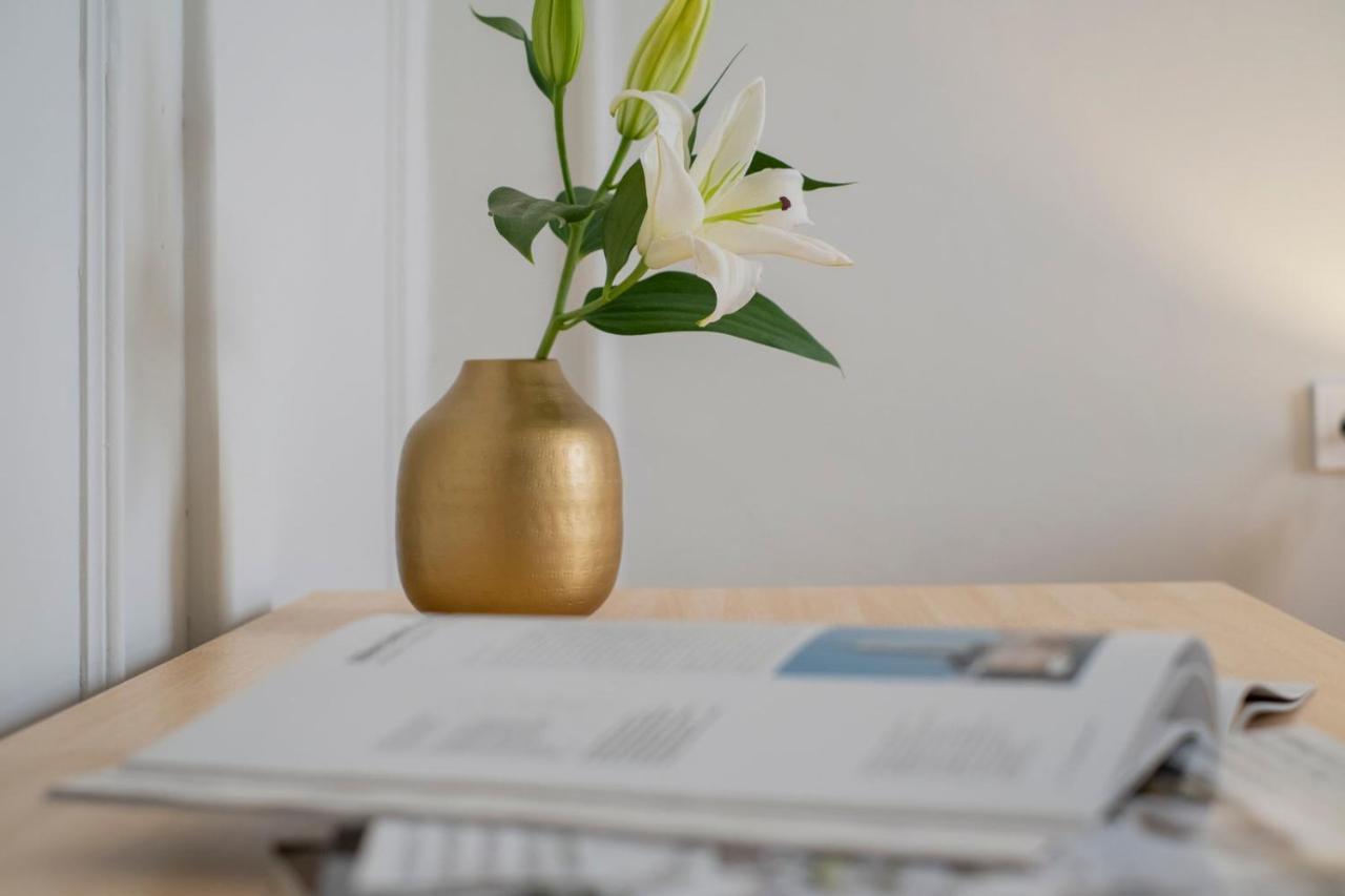 Apartamento Plaza De La Merced 4 Habitaciones マラガ エクステリア 写真