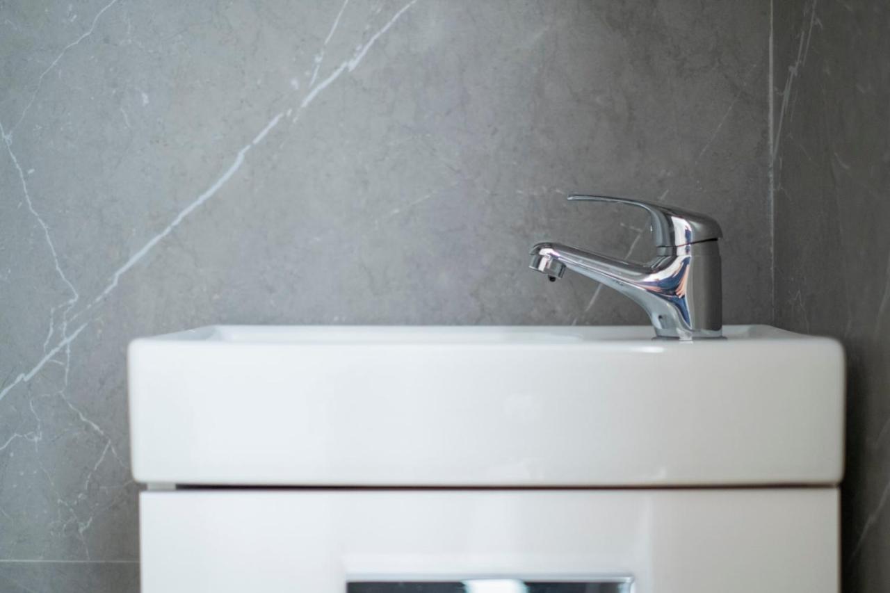 Apartamento Plaza De La Merced 4 Habitaciones マラガ エクステリア 写真